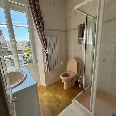 Proche Plage, Maison De Bourg Pleine De Charme Holiday home Gouville-sur-Mer