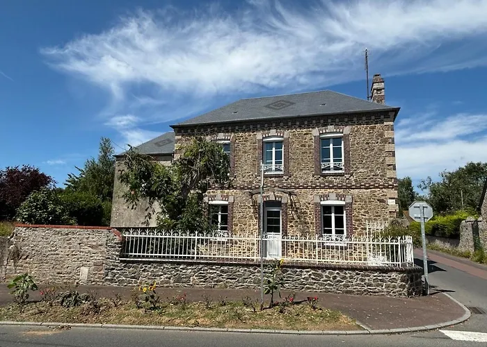 Vakantiehuis Proche Plage, Maison De Bourg Pleine De Charme